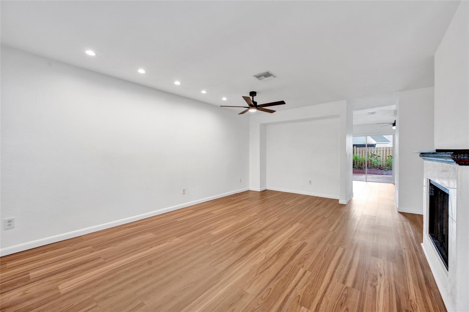 13915 FLETCHERS MILL DR — photo 9