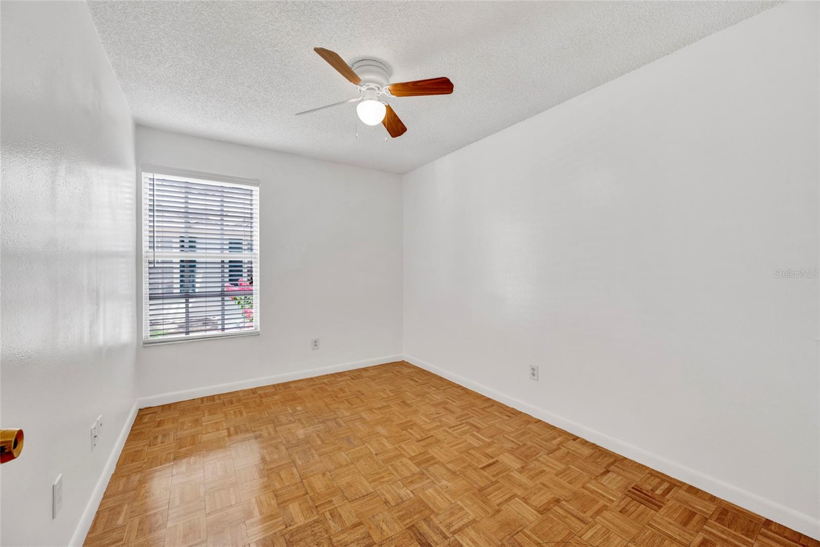 13915 FLETCHERS MILL DR — photo 28