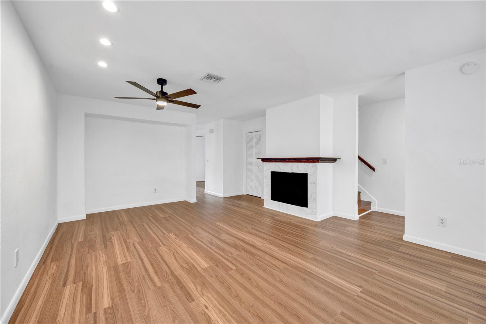 13915 FLETCHERS MILL DR — photo 8