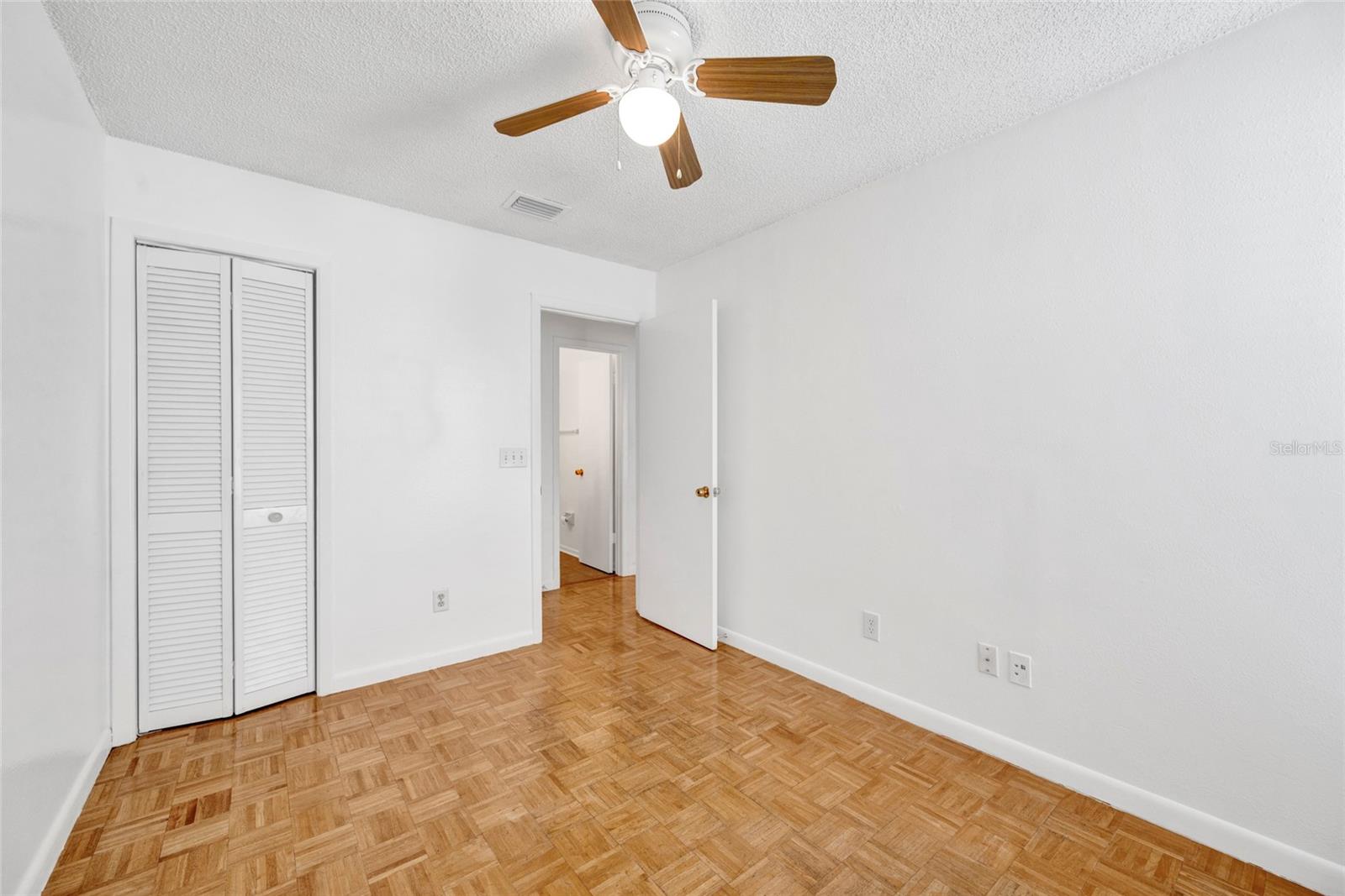 13915 FLETCHERS MILL DR — photo 29