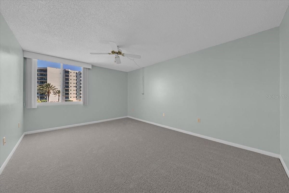 660 ISLAND WAY #301 — photo 13