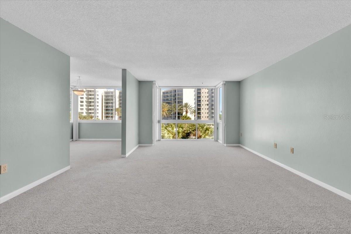 660 ISLAND WAY #301 — photo 2