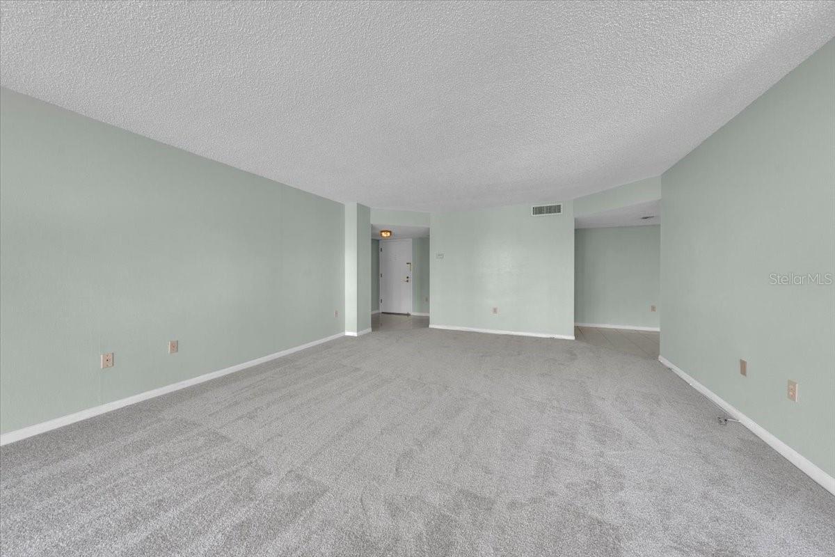 660 ISLAND WAY #301 — photo 27