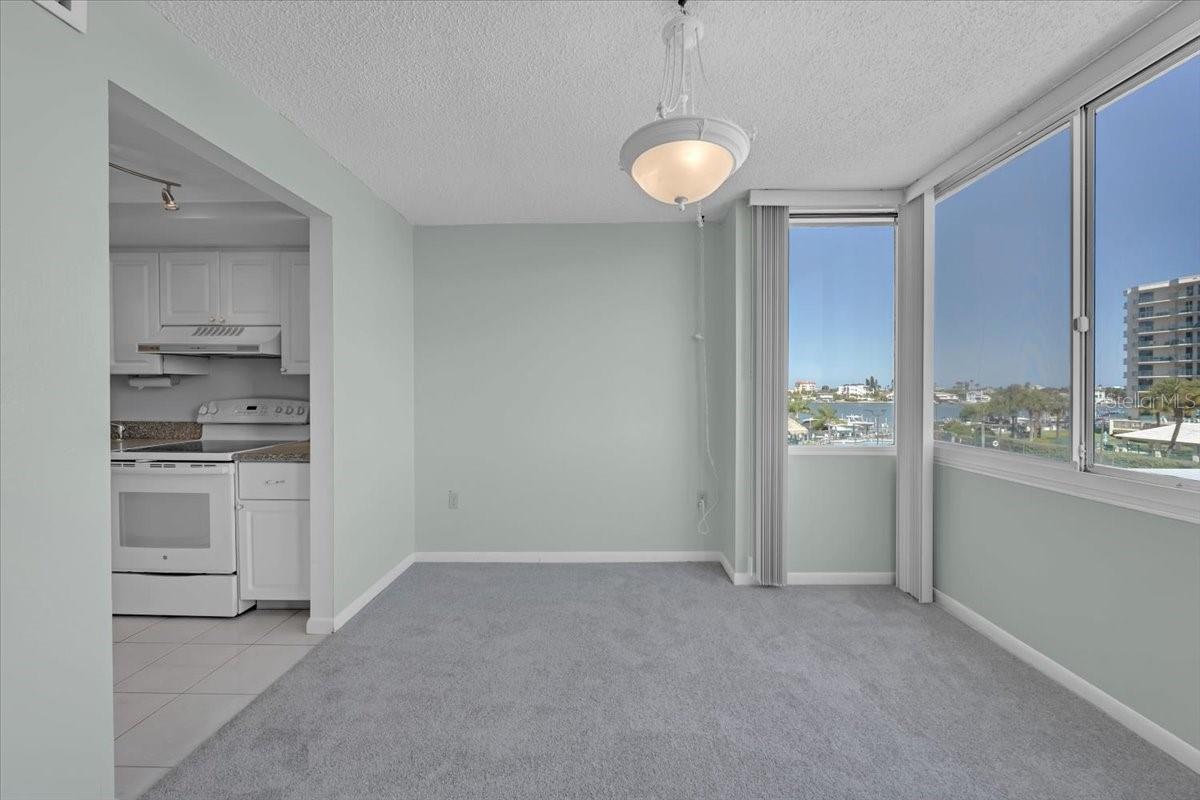 660 ISLAND WAY #301 — photo 10