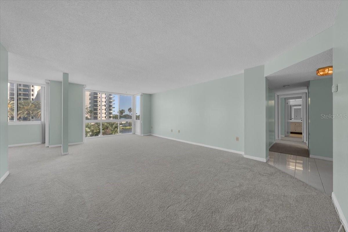 660 ISLAND WAY #301 — photo 9