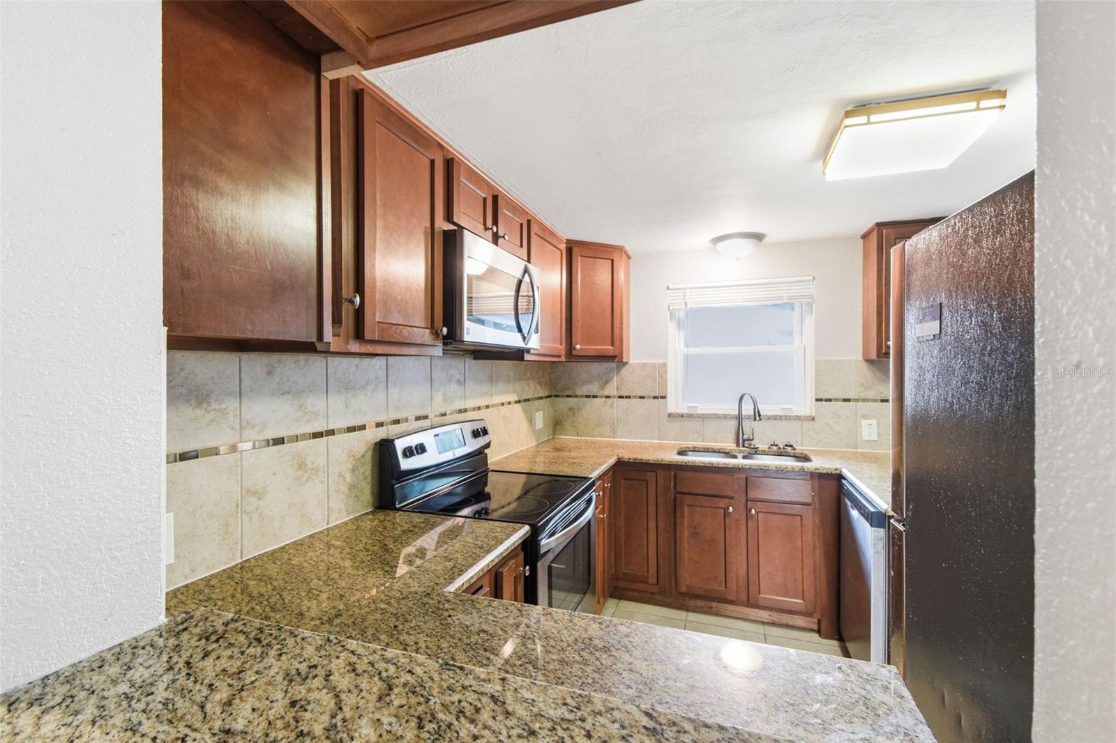 5917 OLIVE AVE — photo 16
