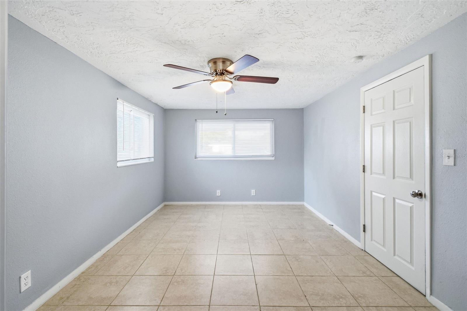 5917 OLIVE AVE — photo 31