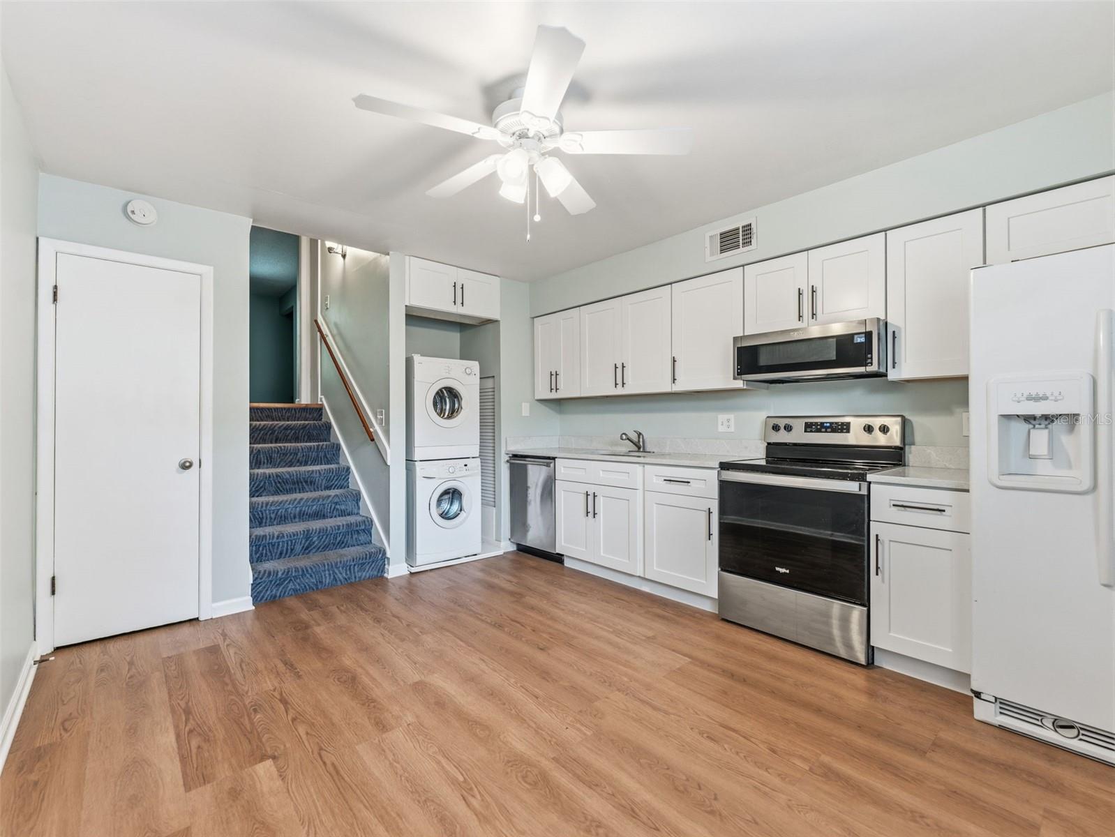 4233 LA SORRENTO CT — photo 2