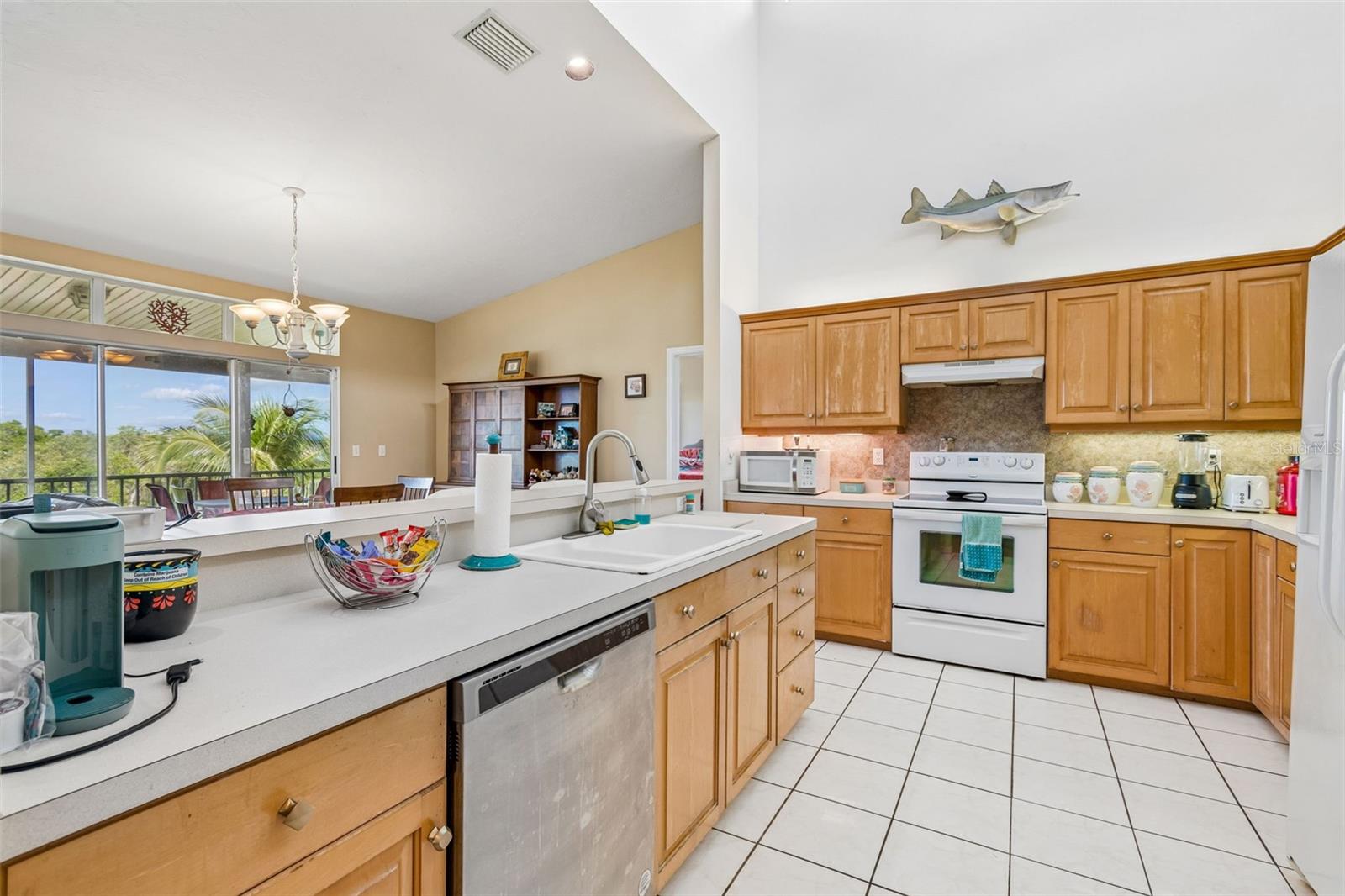 119 BURNS RD — photo 16