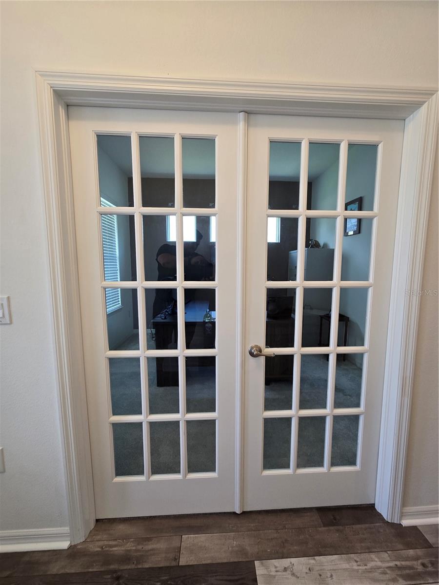 863 W BAYSHORE DR — photo 4
