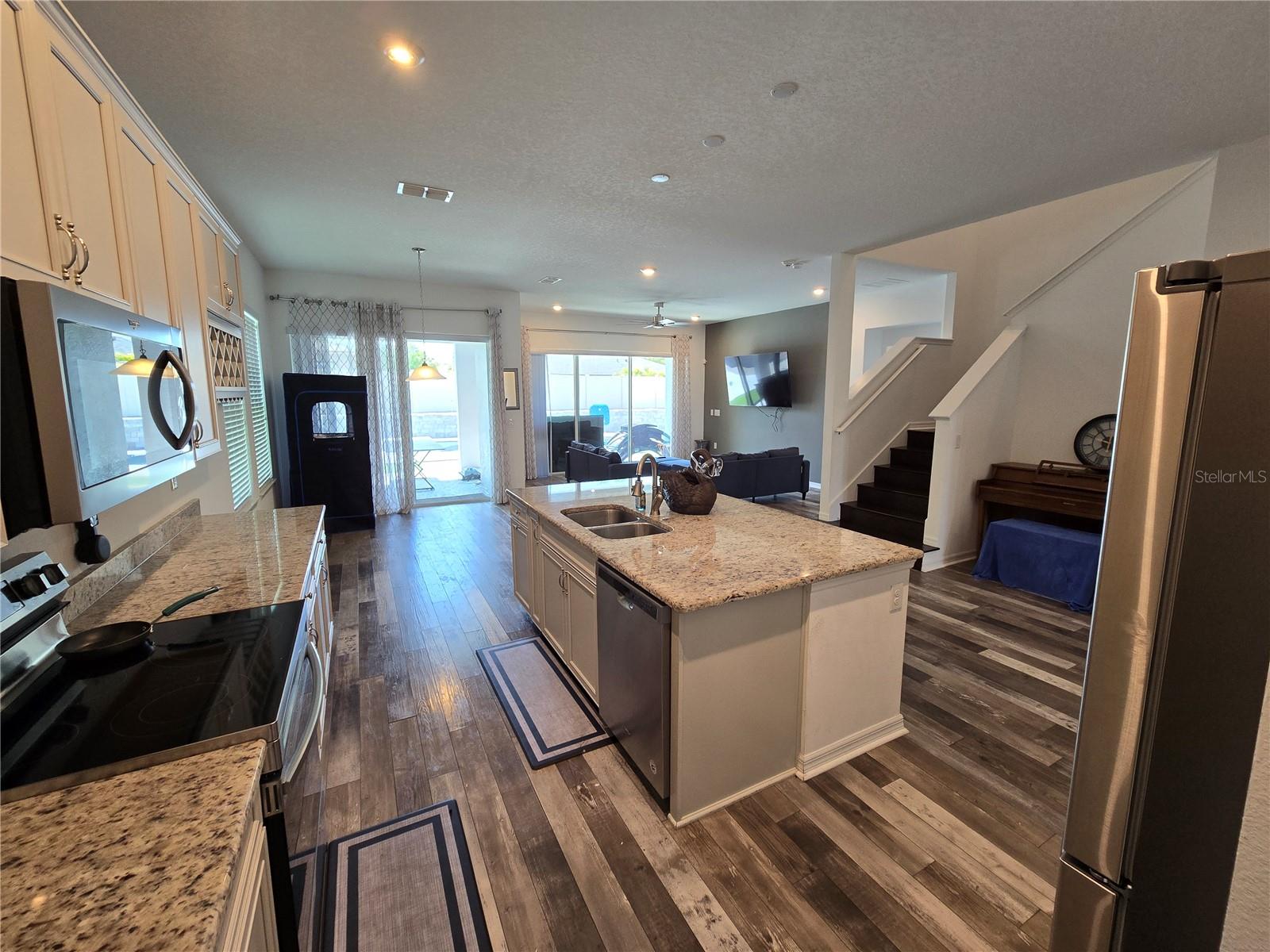 863 W BAYSHORE DR — photo 7