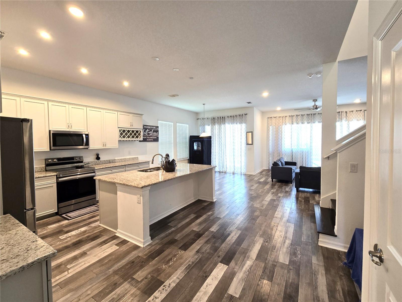 863 W BAYSHORE DR — photo 6
