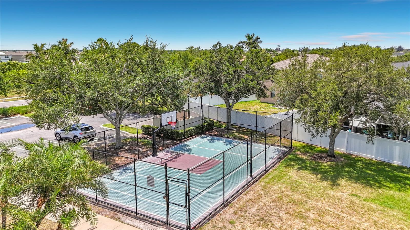 1810 BONITA BLUFF CT — photo 56