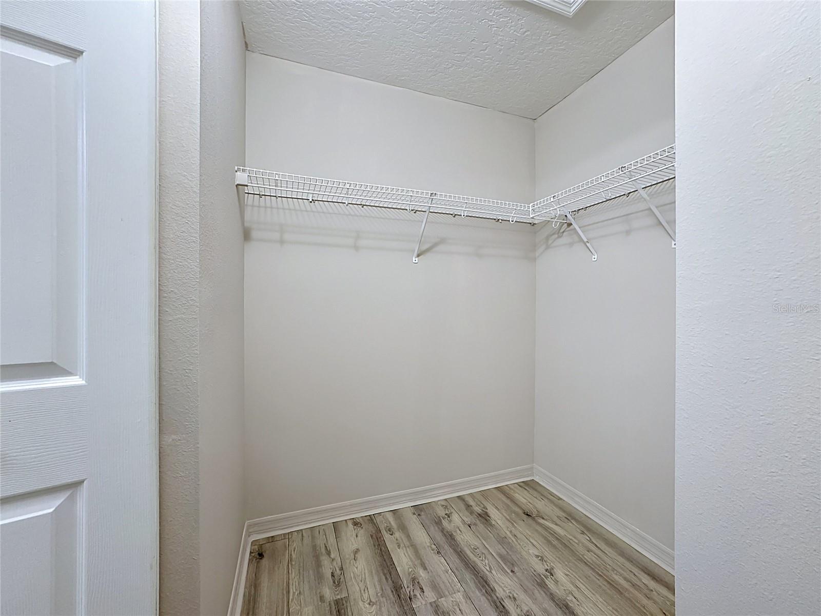 1810 BONITA BLUFF CT — photo 33