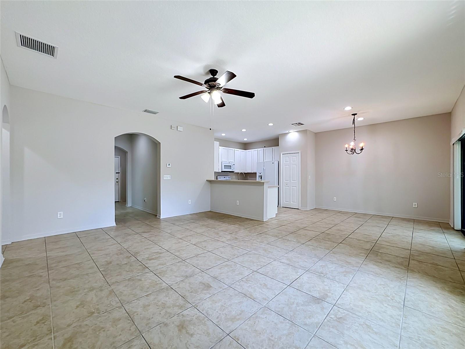 1810 BONITA BLUFF CT — photo 11