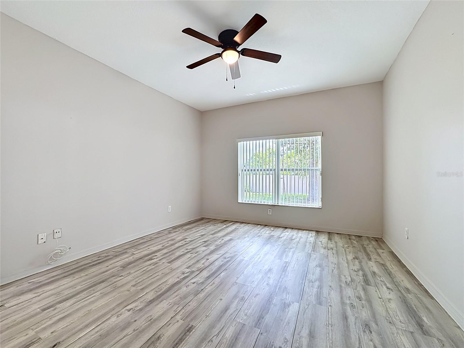 1810 BONITA BLUFF CT — photo 30