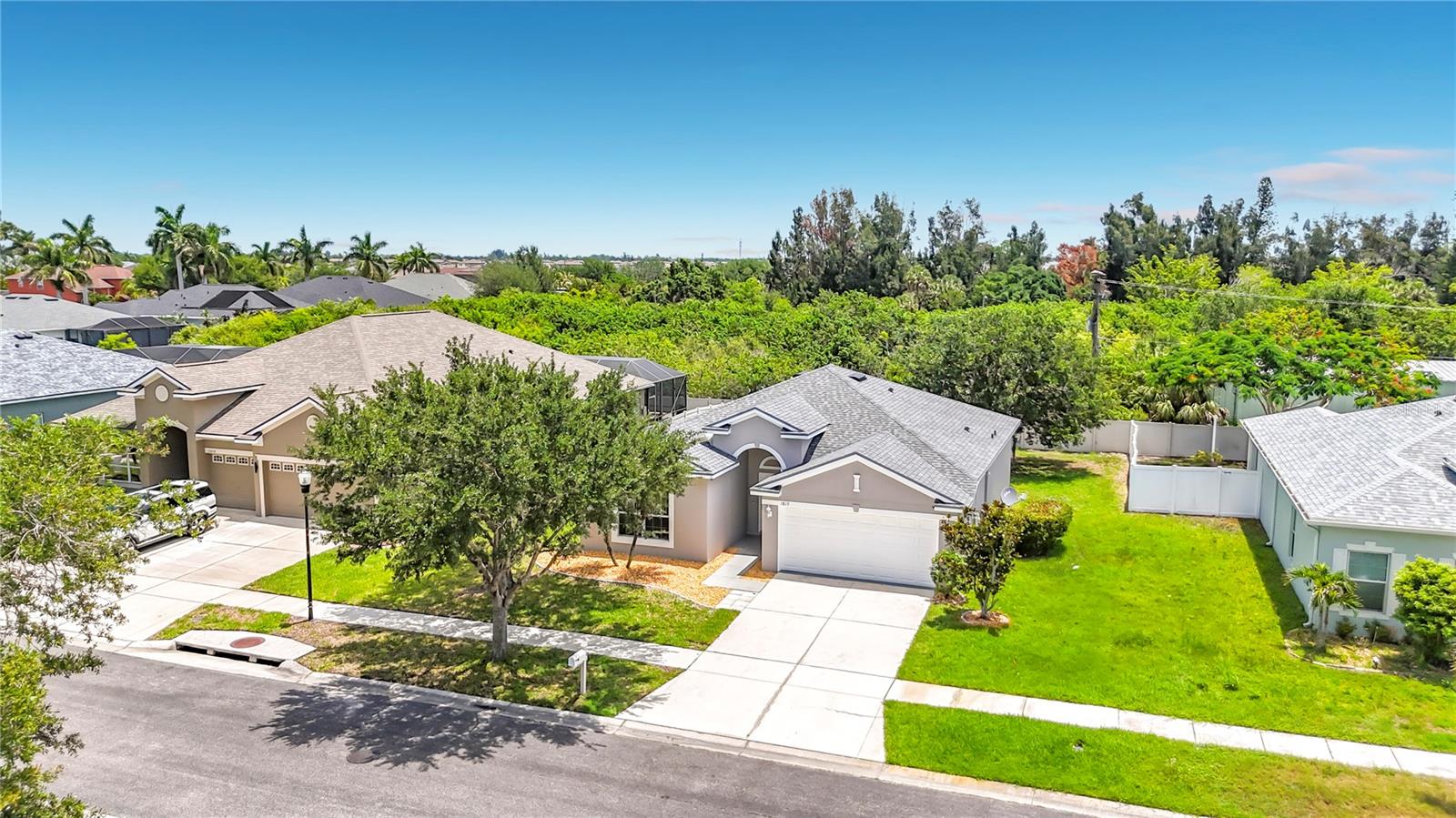1810 BONITA BLUFF CT — photo 3