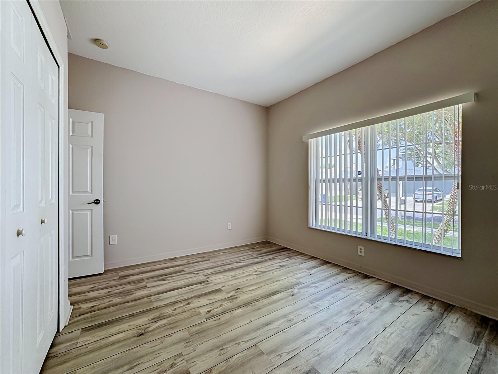 1810 BONITA BLUFF CT — photo 23