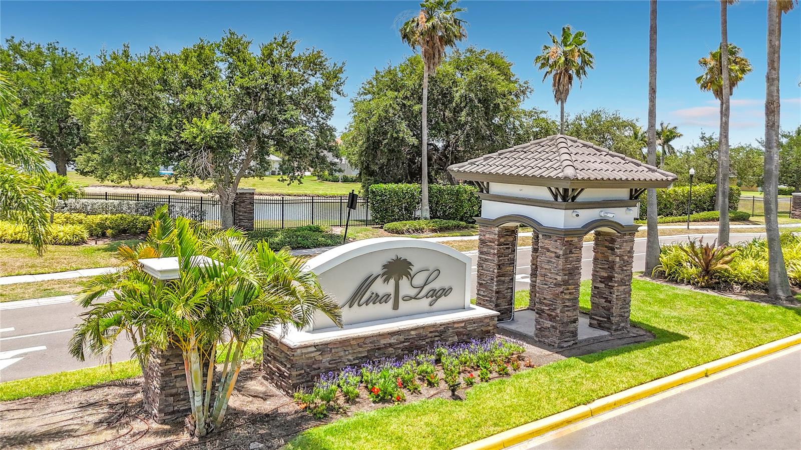 1810 BONITA BLUFF CT — photo 47