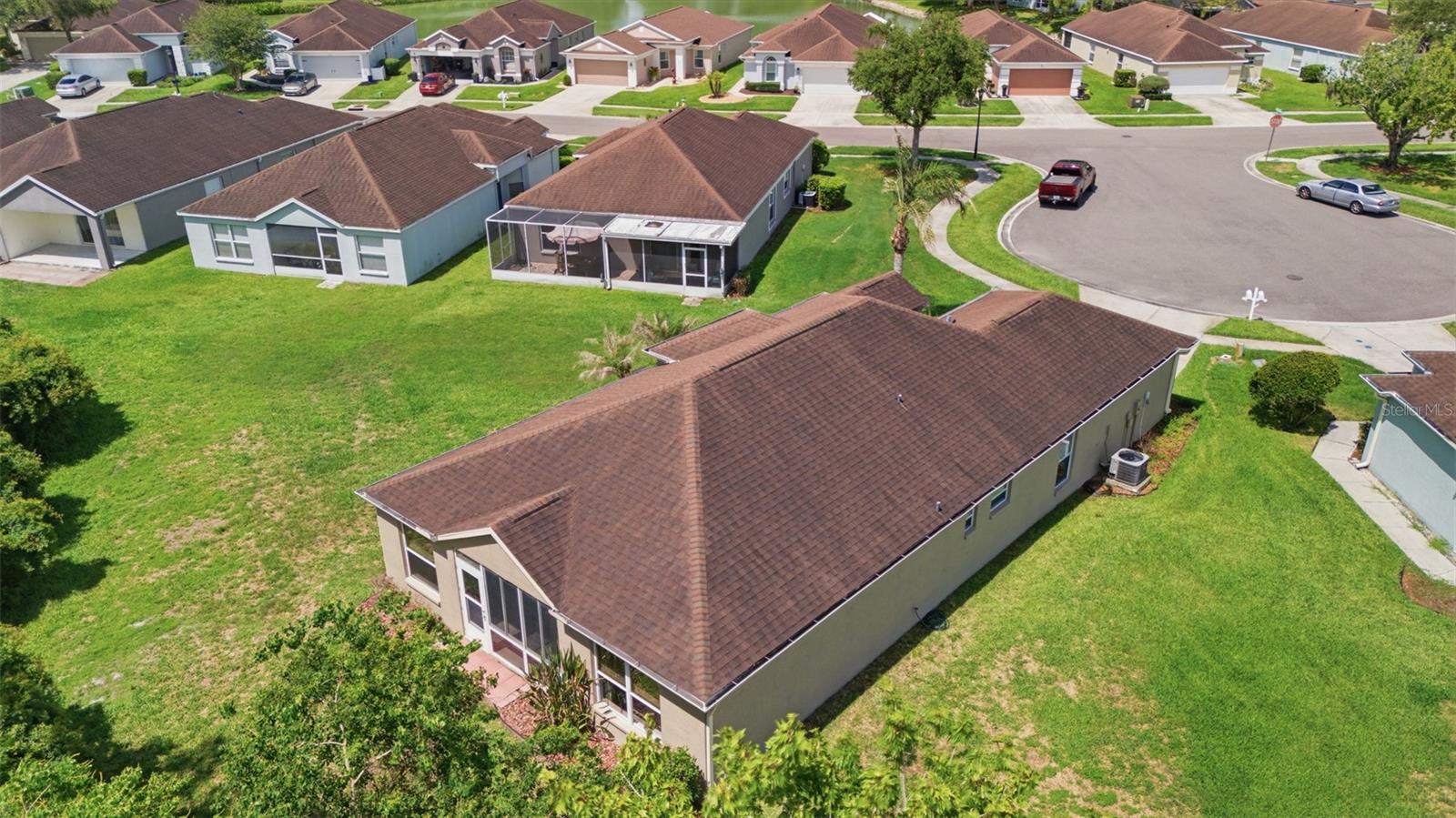5600 SIR BARTON CT — photo 47