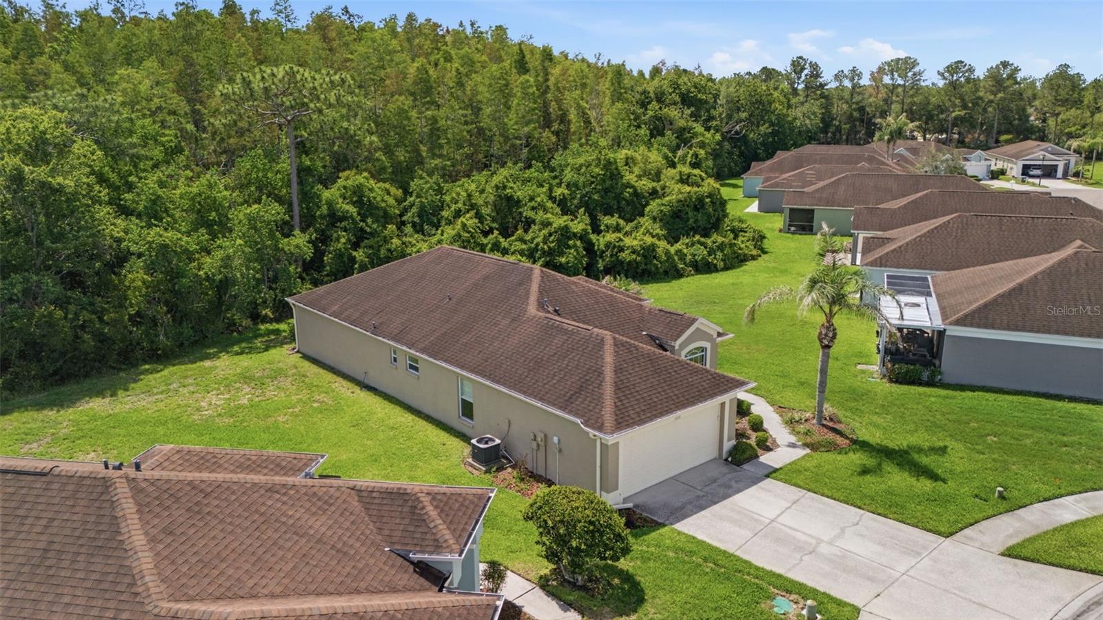 5600 SIR BARTON CT — photo 49