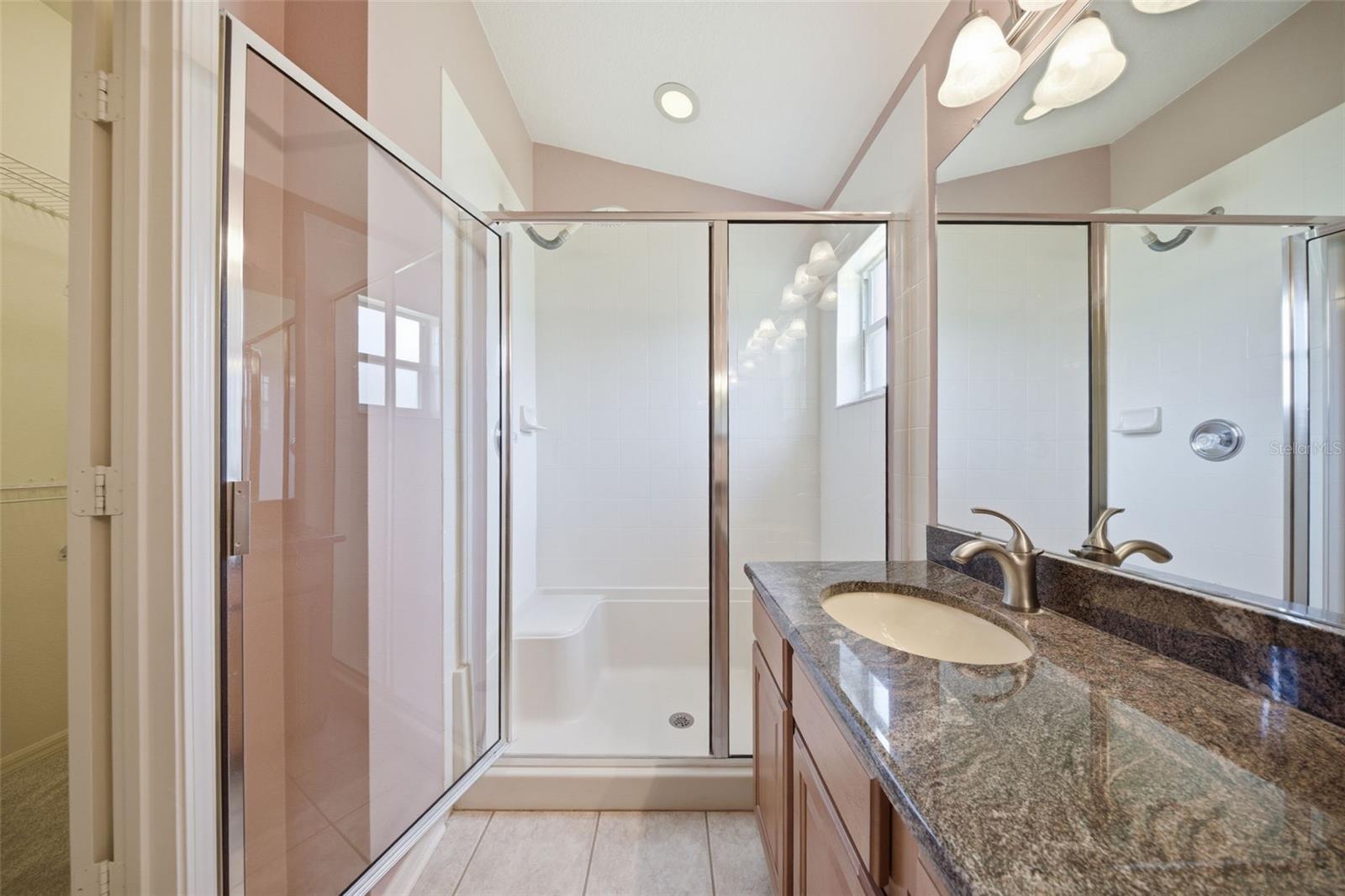 5600 SIR BARTON CT — photo 31
