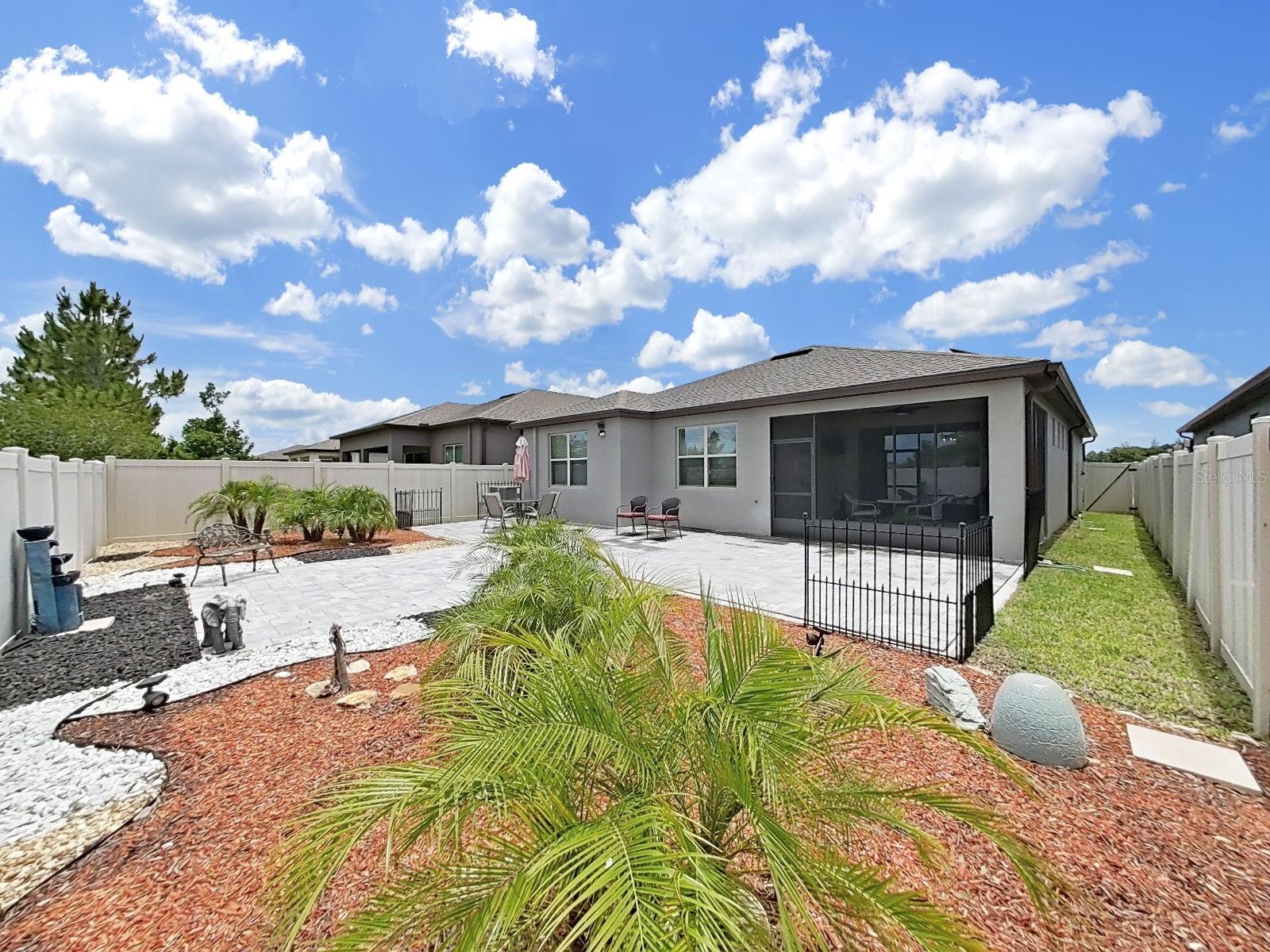 11121 GREEN HARVEST DR — photo 34