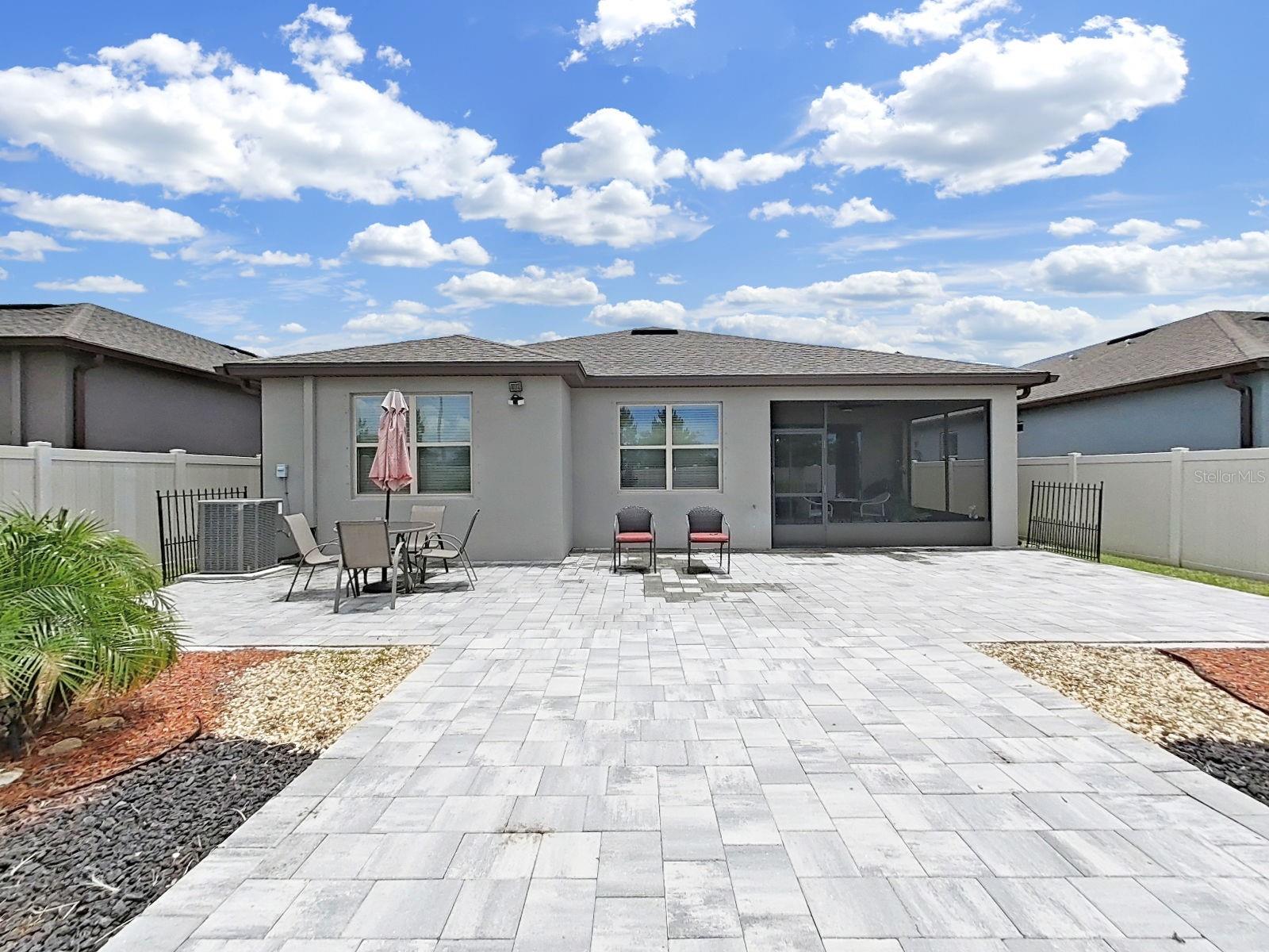 11121 GREEN HARVEST DR — photo 44