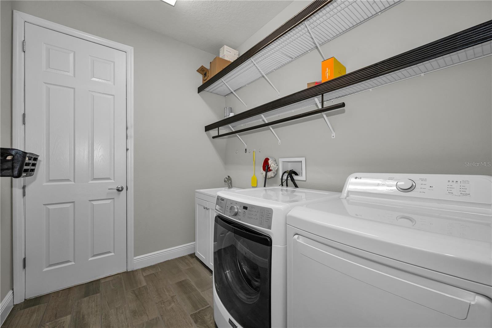 18233 ROSEATE DR — photo 40
