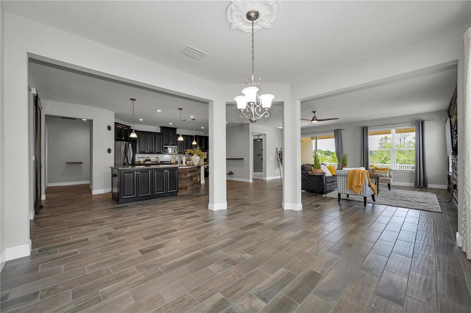 18233 ROSEATE DR — photo 22
