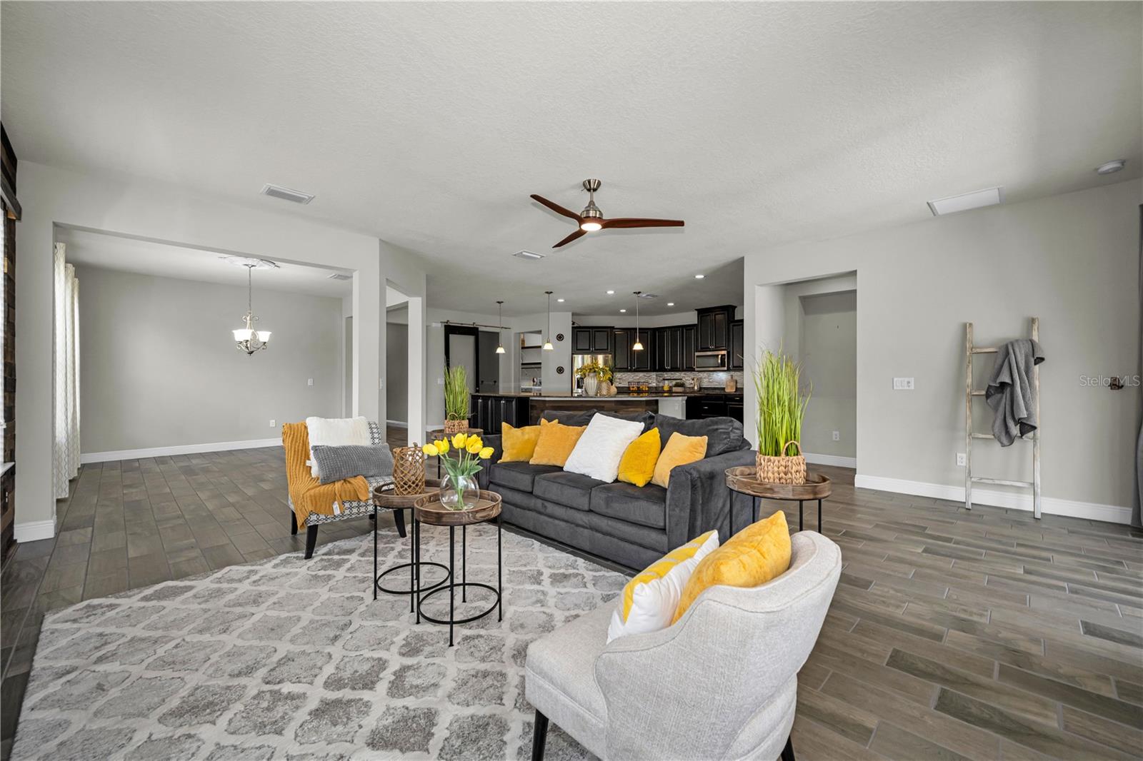 18233 ROSEATE DR — photo 19