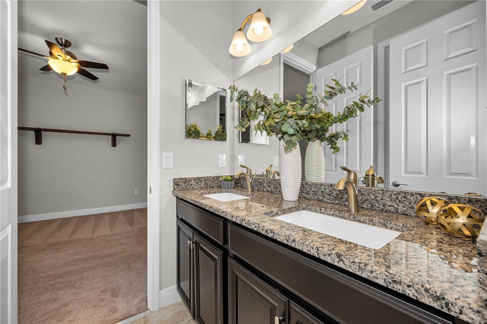 18233 ROSEATE DR — photo 34