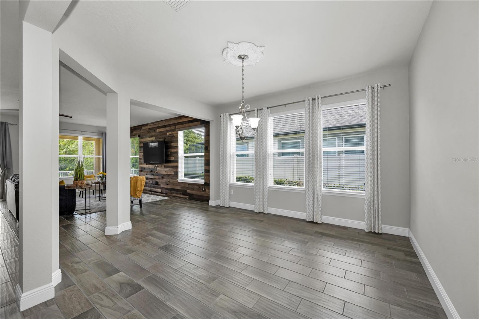 18233 ROSEATE DR — photo 24