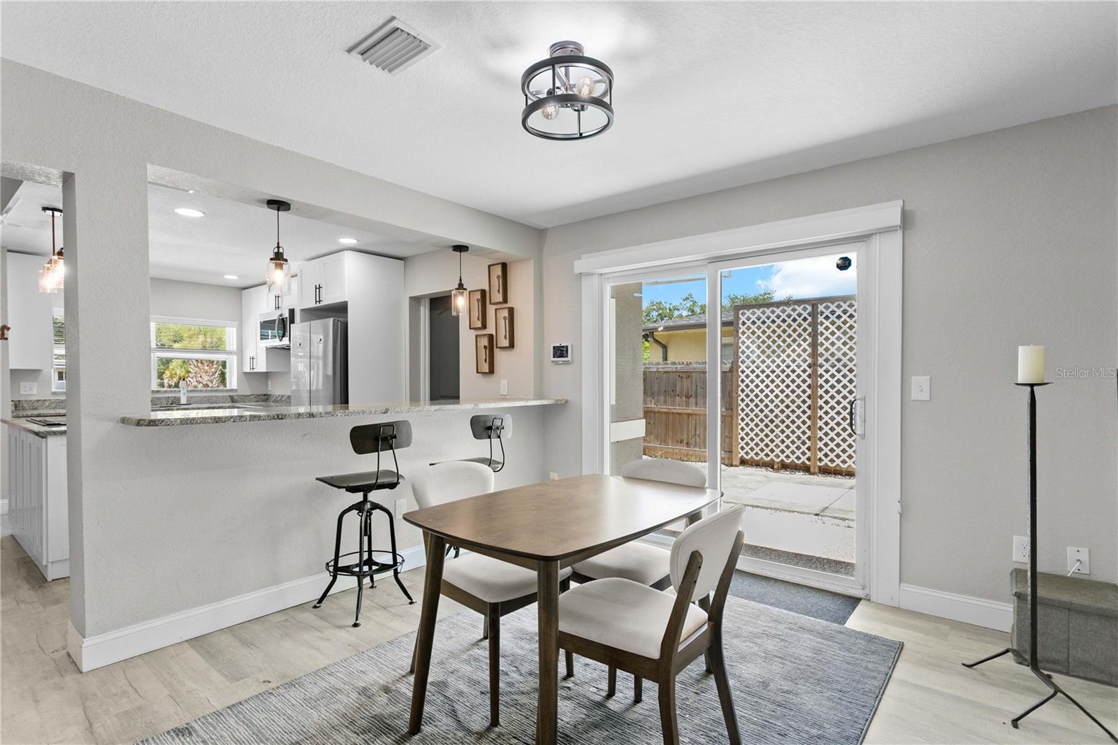 520 LAKE MAGGIORE BLVD S — photo 11
