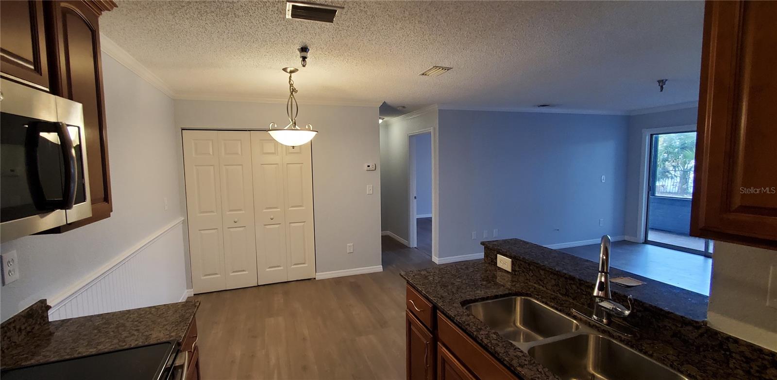 10263 GANDY BLVD N #403 — photo 6