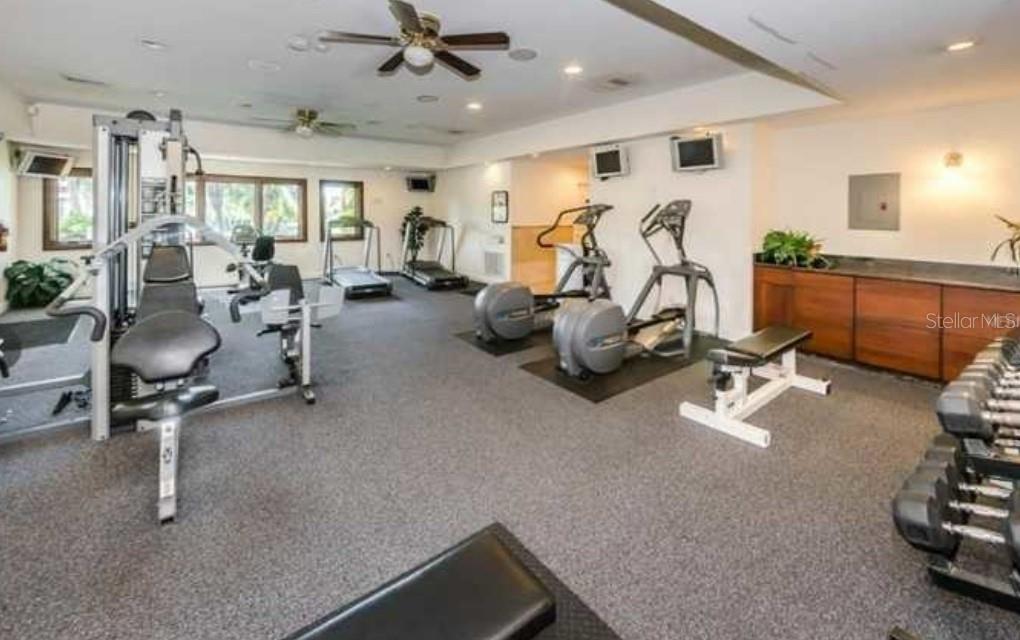 10263 GANDY BLVD N #403 — photo 24