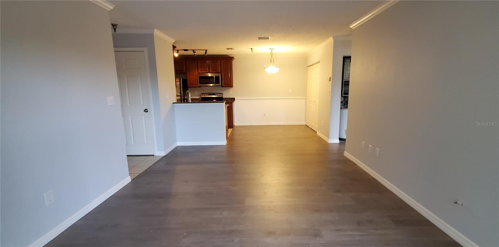 10263 GANDY BLVD N #403 — photo 7