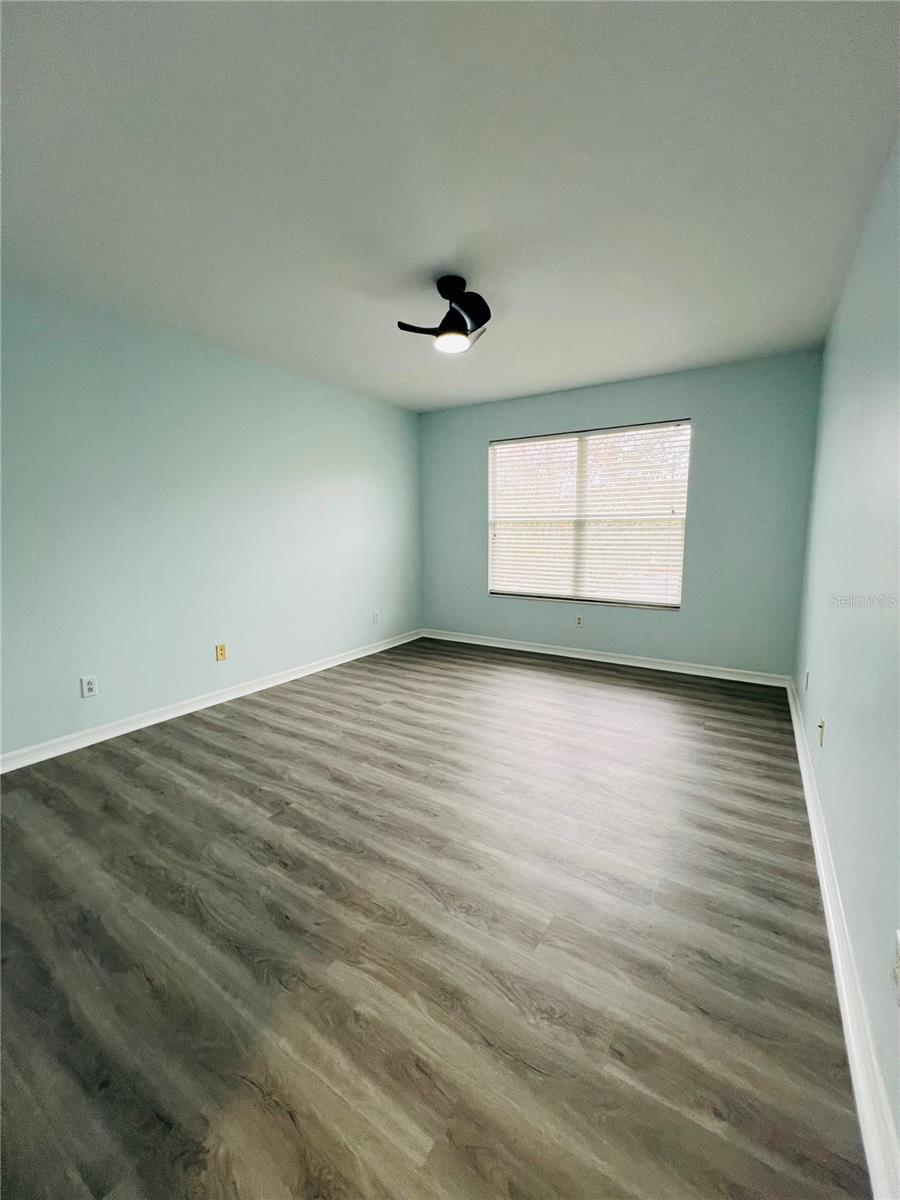 9096 IRON OAK AVE — photo 14