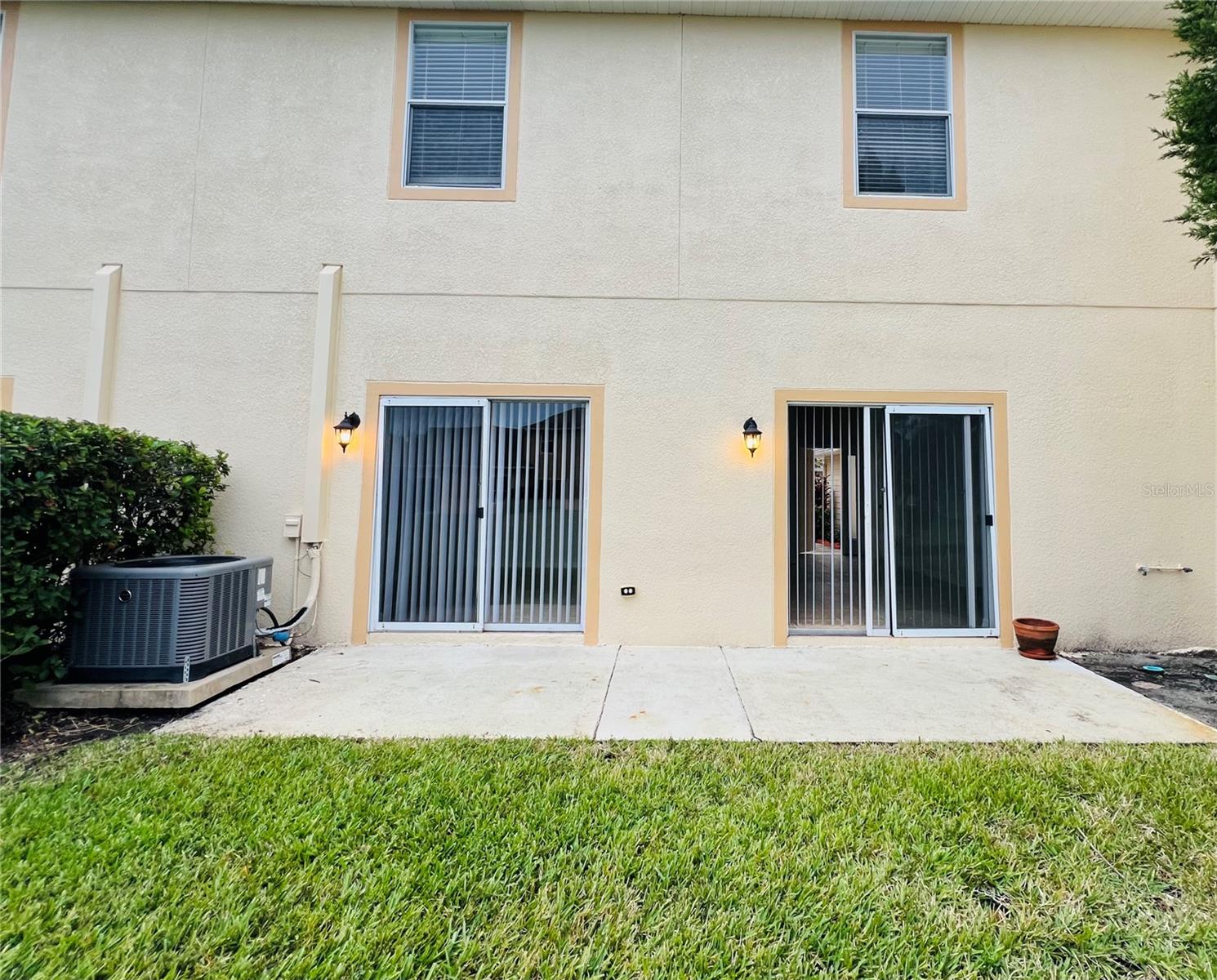 9096 IRON OAK AVE — photo 17