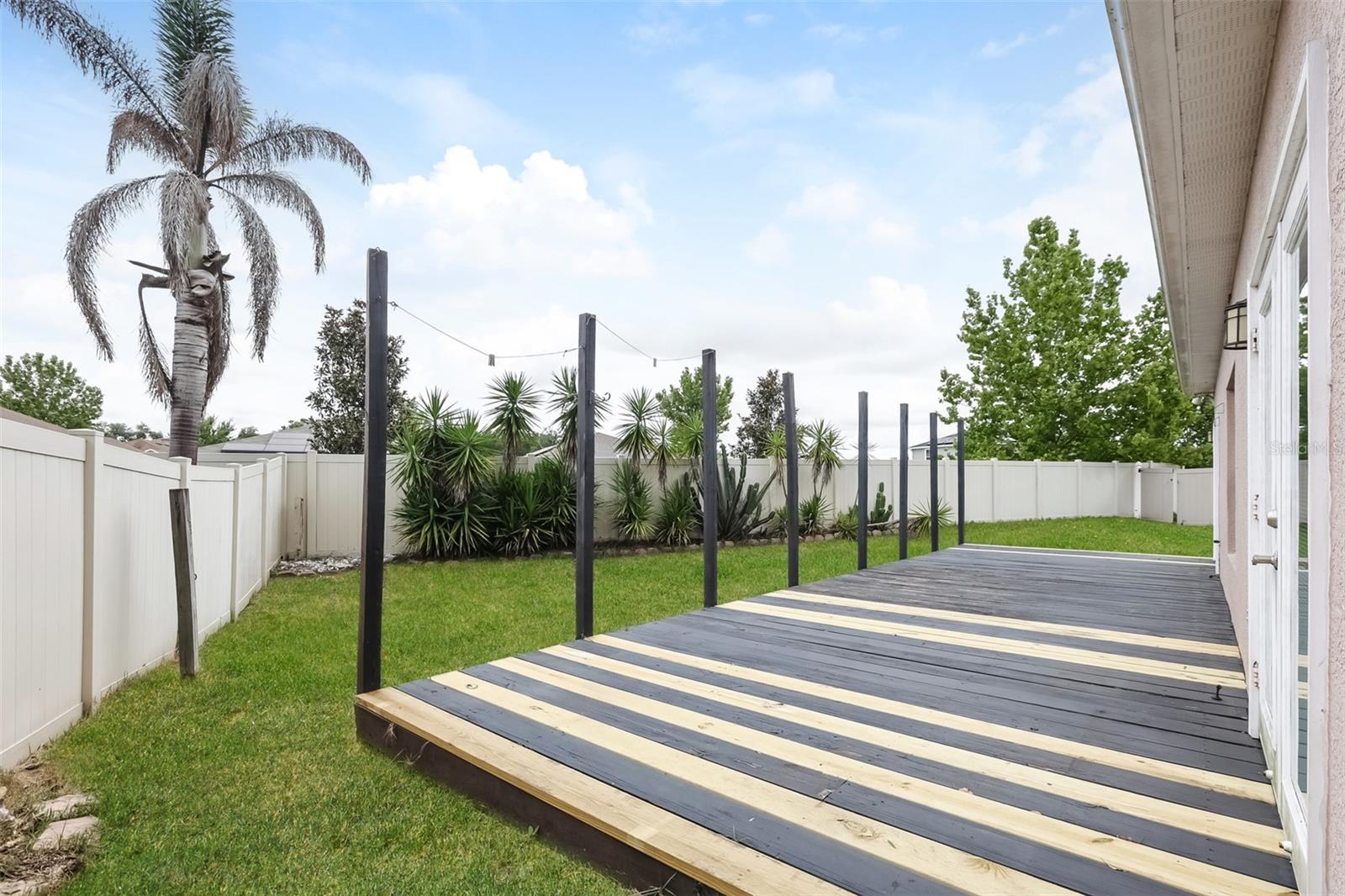 814 COADE STONE DR — photo 32