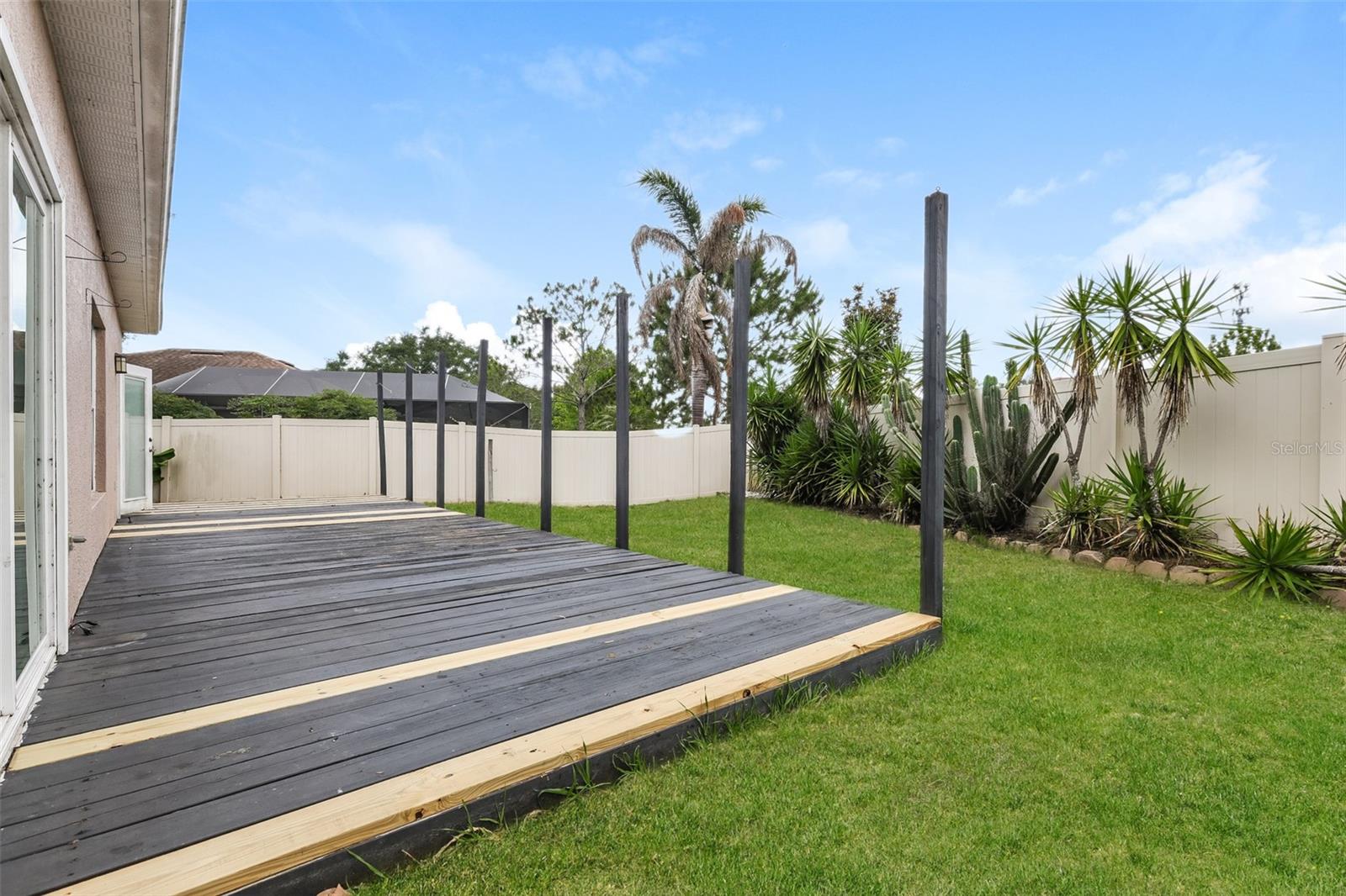 814 COADE STONE DR — photo 31