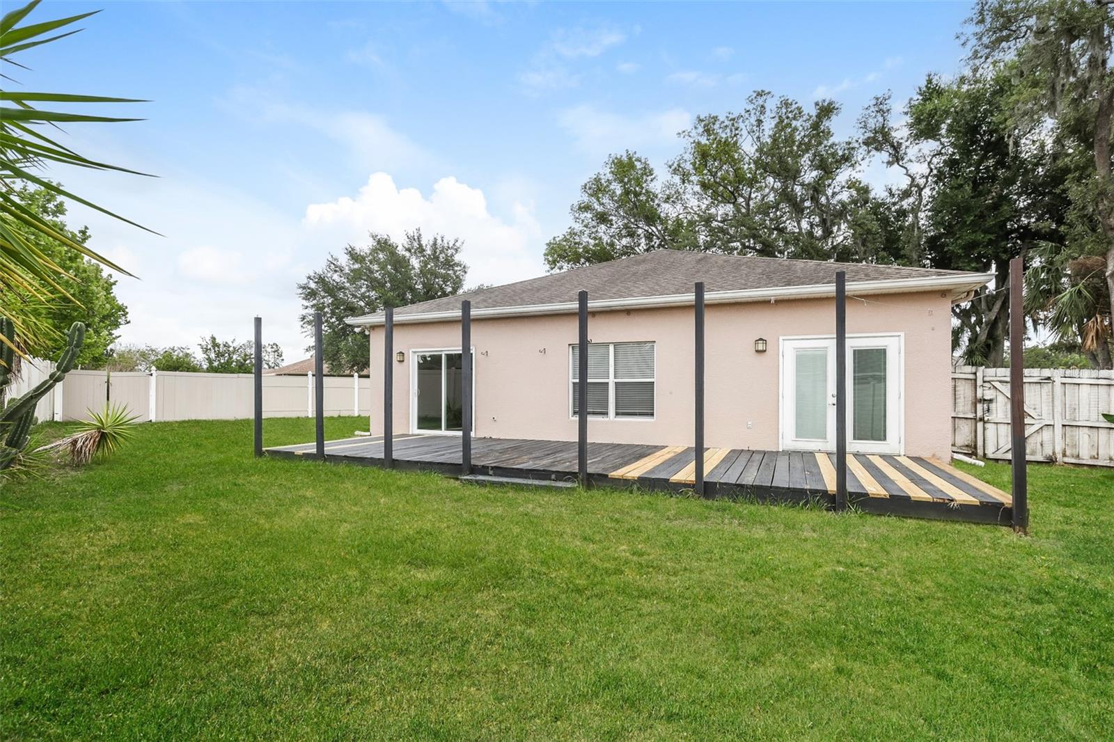 814 COADE STONE DR — photo 33