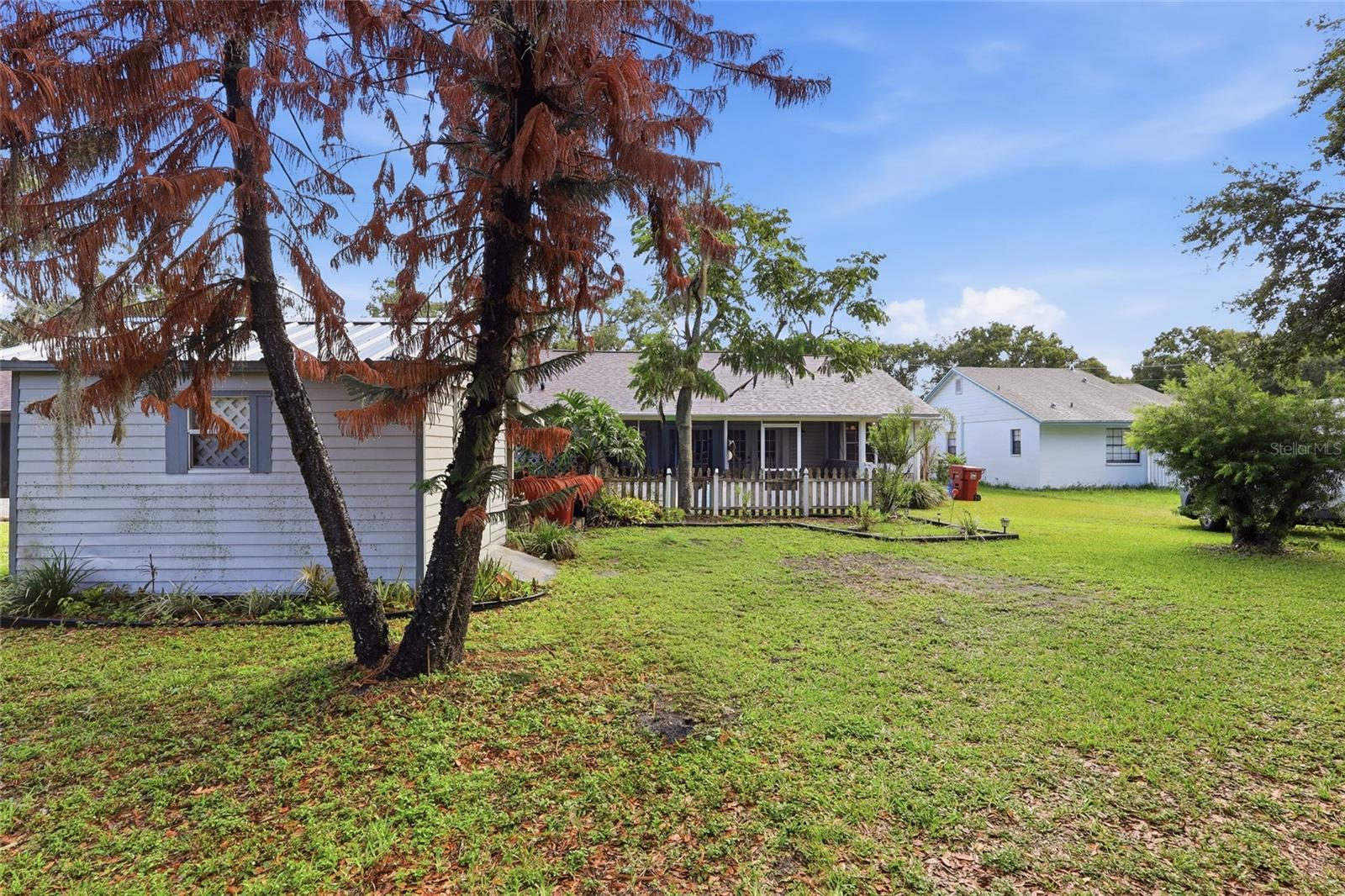 1405 E FRANCES AVE — photo 23