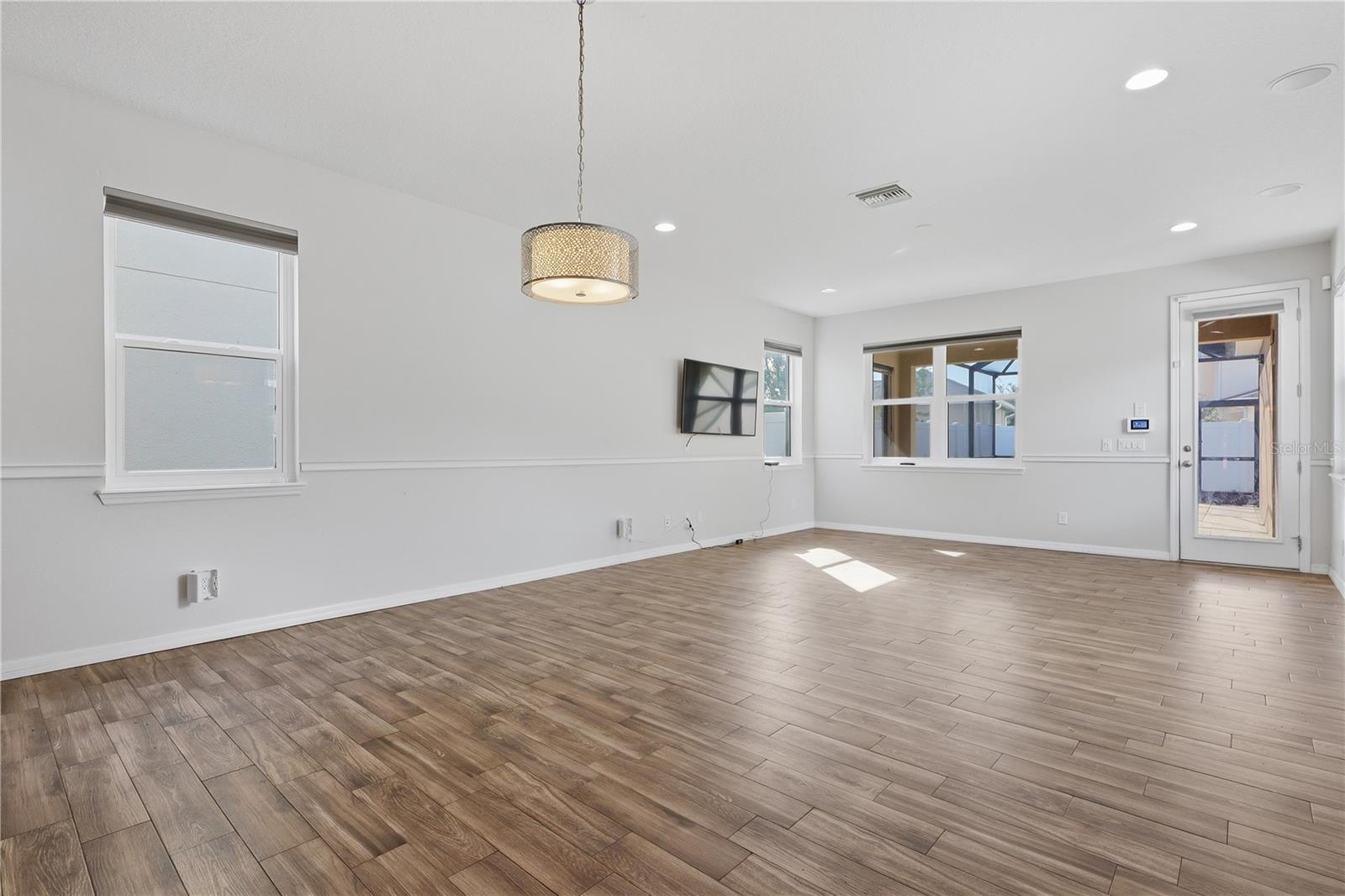 32659 HARMONY OAKS DR — photo 12