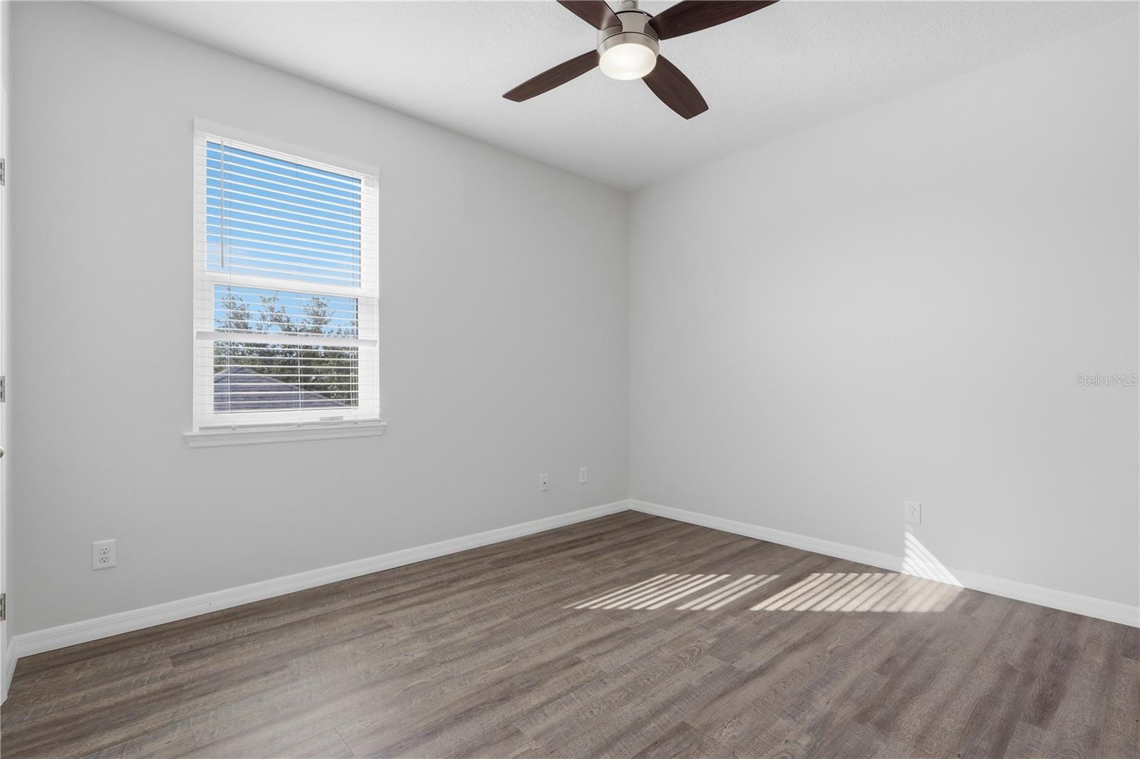 32659 HARMONY OAKS DR — photo 15