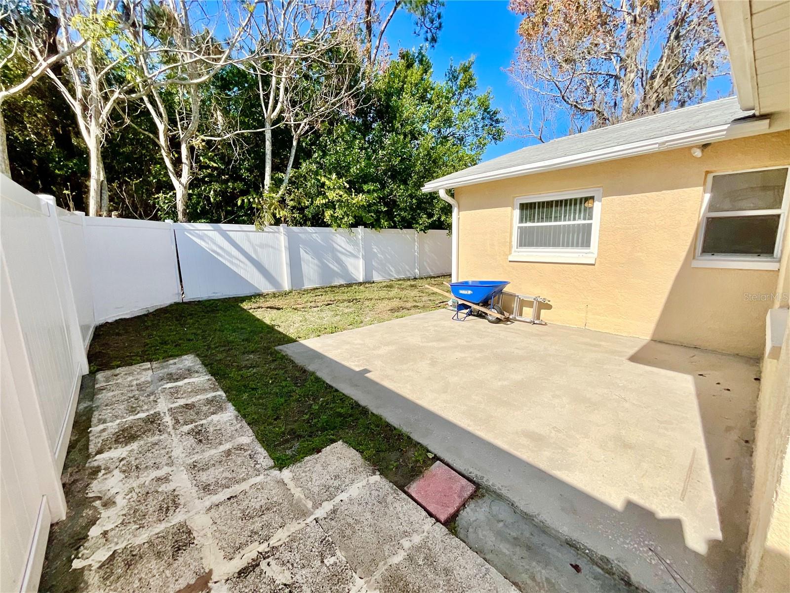3127 CORONA DR — photo 13