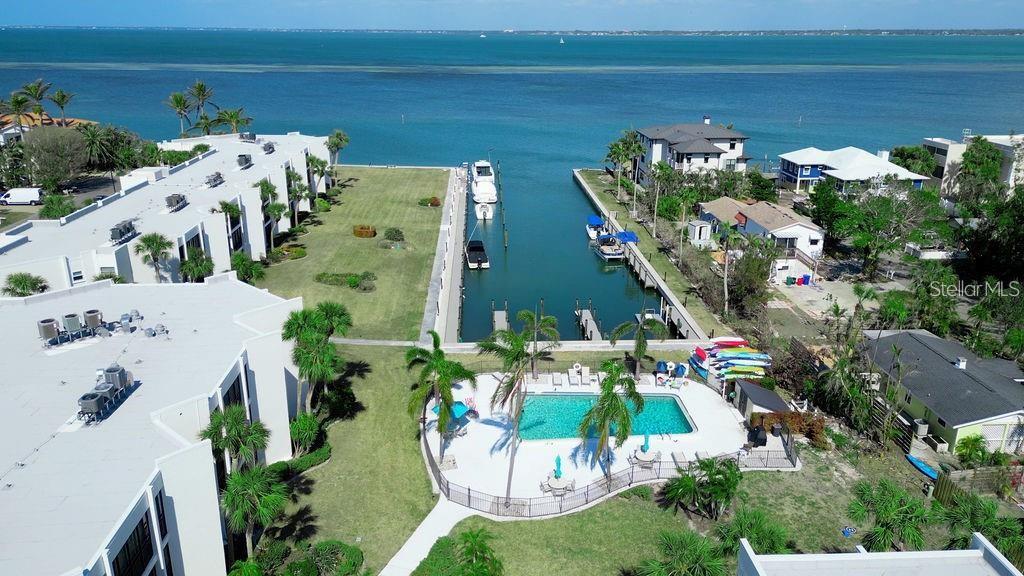 450 GULF OF MEXICO DR #303 — photo 32