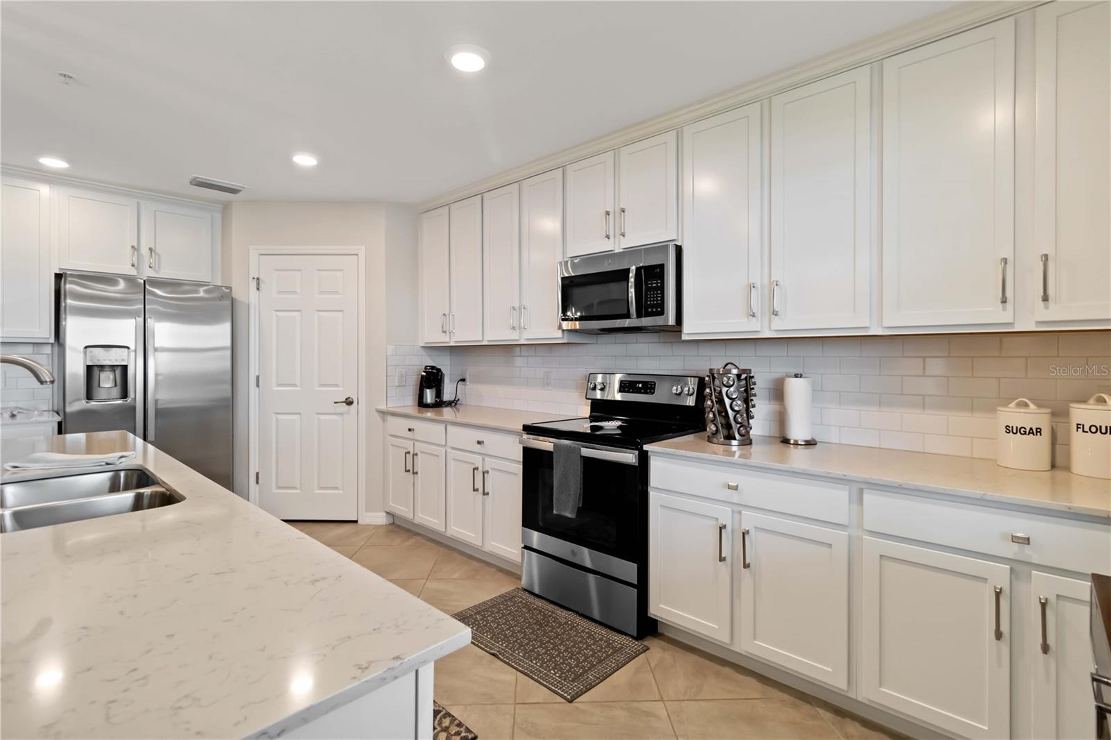 10805 TARFLOWER DR #101 — photo 15