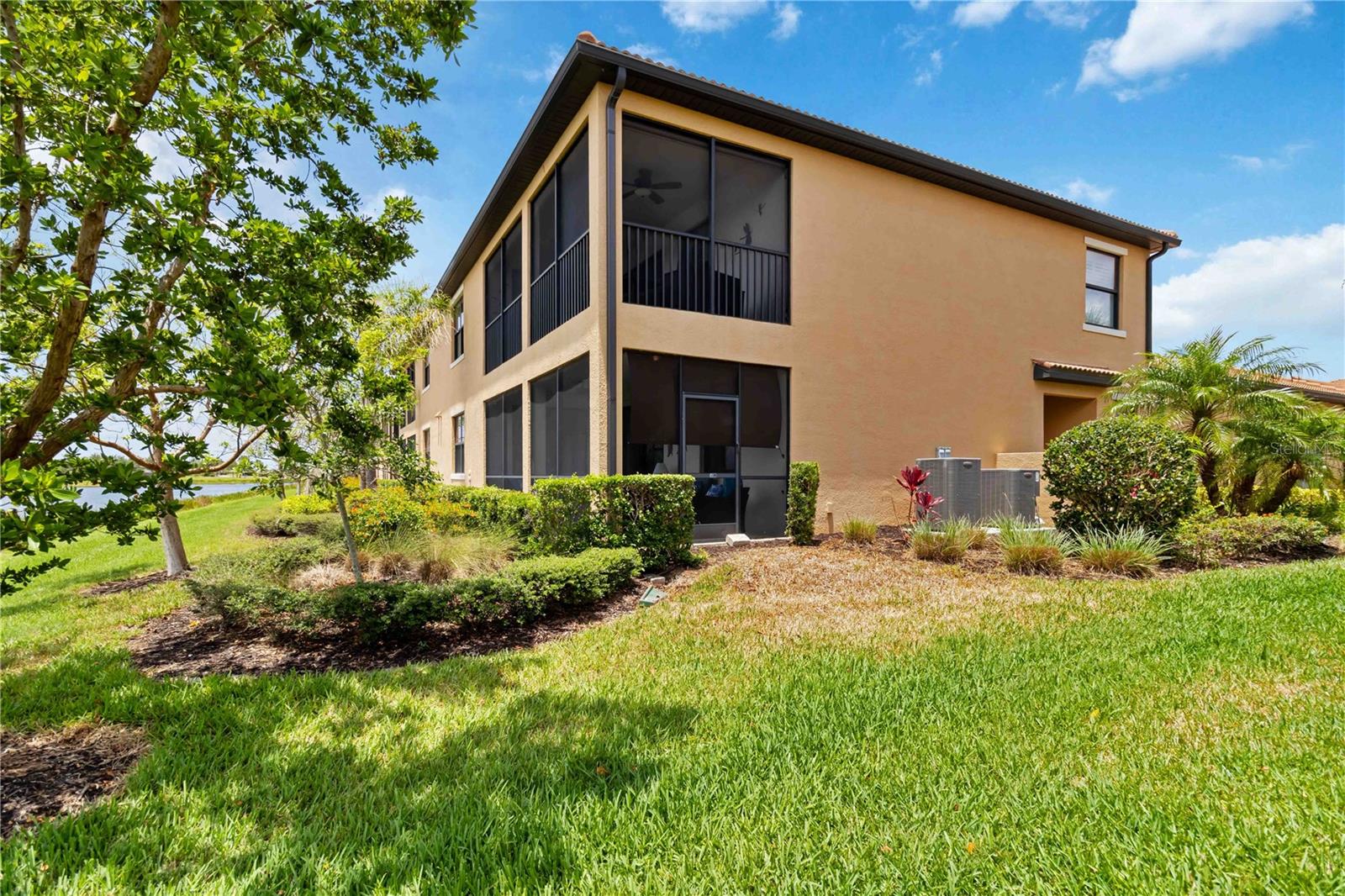 10805 TARFLOWER DR #101 — photo 44