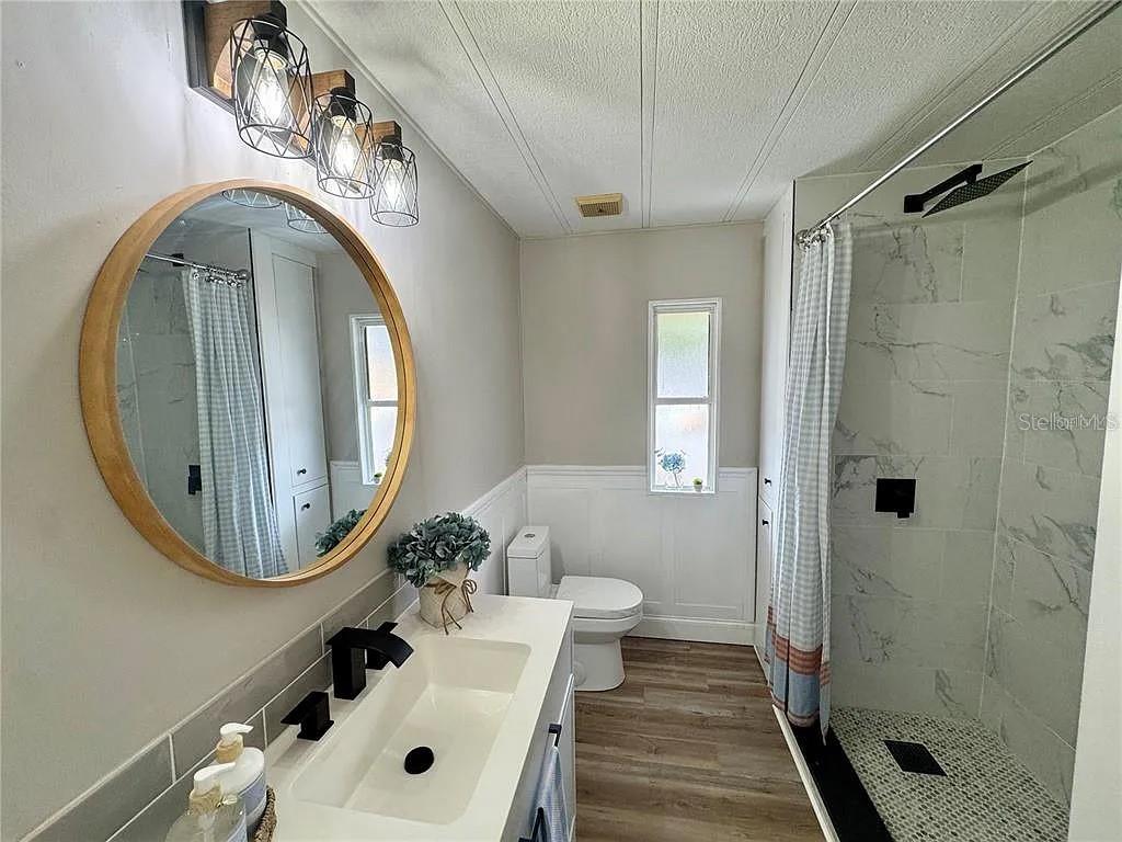 4820 CAPRON ST — photo 27